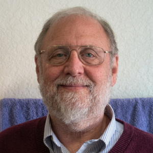 Dr. Steven Hardy headshot